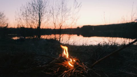 How to Survive Off the Grid: Gear, Grit, and Strategy